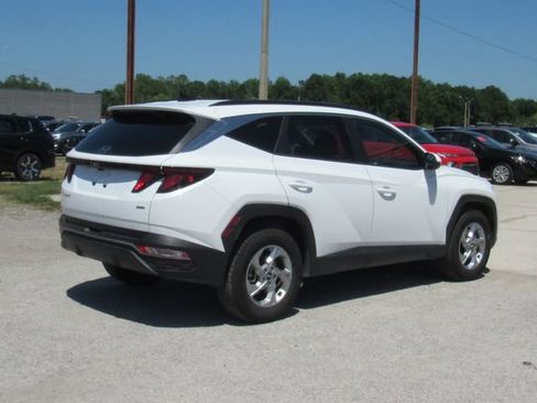 Used 2024 Hyundai Tucson SEL AWD/4WD image 3