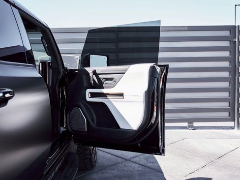 Used 2023 GMC Hummer EV Edition 1 image 28