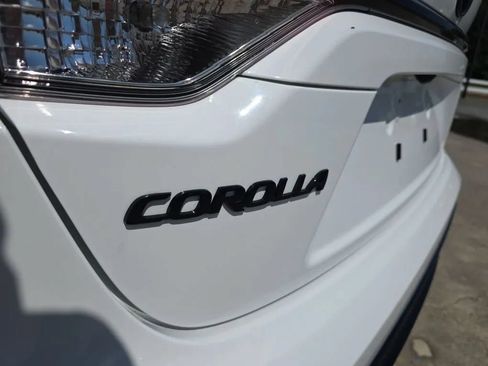 Used 2021 Toyota Corolla SE FWD image 10