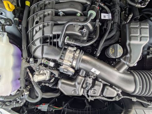 New 2025 Jeep Grand Cherokee L Altitude AWD/4WD image 14