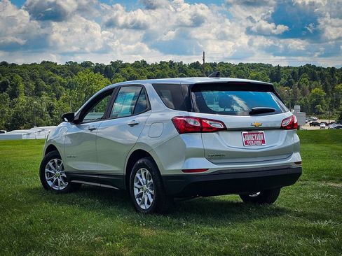 Used 2020 Chevrolet Equinox LS FWD image 5