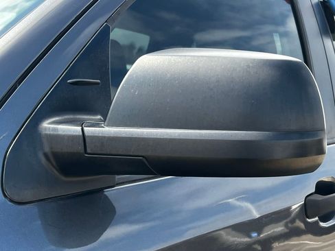 Used 2015 Toyota Tundra SR5 w/ SR5 Upgrade Package image 75