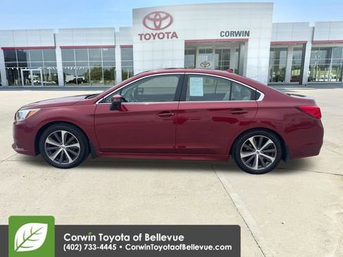 Used 2017 Subaru Legacy 2.5i Limited AWD/4WD image 2