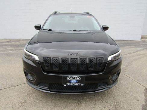 Used 2020 Jeep Cherokee Latitude Plus AWD/4WD image 3
