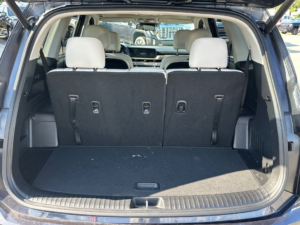 Certified 2025 Kia Telluride EX w/ EX Captain's Chair Package AWD/4WD image 18