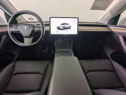 Used 2023 Tesla Model Y Long Range image 5