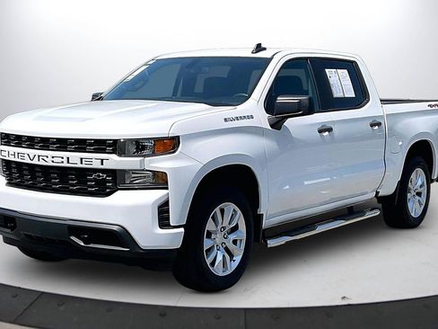 Used 2022 Chevrolet Silverado 1500 Custom AWD/4WD image 4