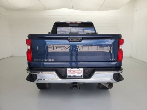 Used 2021 Chevrolet Silverado 2500 LTZ w/ LTZ Premium Package AWD/4WD image 6