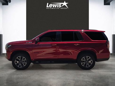 Used 2023 Chevrolet Tahoe Z71 w/ Luxury Package AWD/4WD image 2