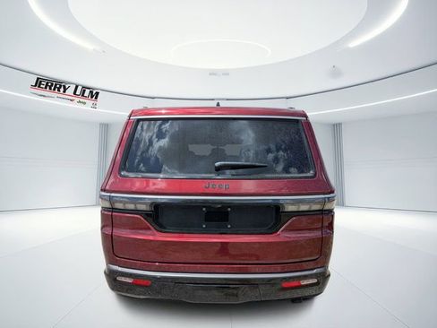 New 2026 Jeep Grand Wagoneer 2WD w/ 8-Passenger Seating Package image 4