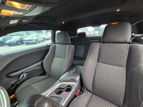 Used 2019 Dodge Challenger SXT RWD image 24