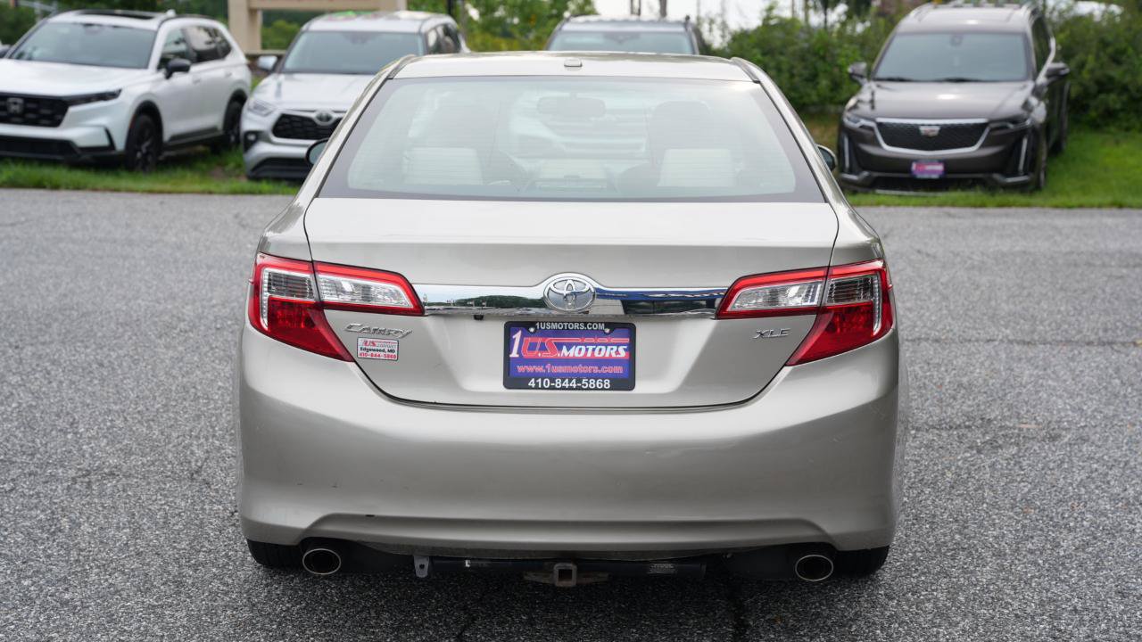 Used 2014 Toyota Camry XLE FWD image 6