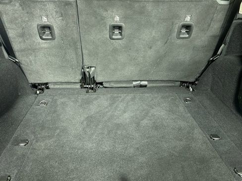 Used 2022 Jeep Wrangler Unlimited Sport image 23