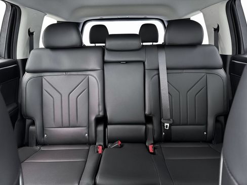 New 2026 Hyundai Santa Fe SEL FWD image 16