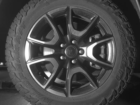 Used 2025 Jeep Compass Trailhawk AWD/4WD image 13