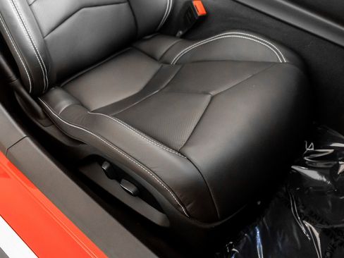 Used 2021 Chevrolet Corvette Stingray Convertible w/ 1LT image 31