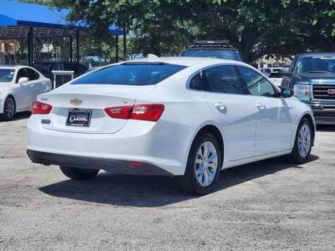 Used 2024 Chevrolet Malibu LT FWD image 7