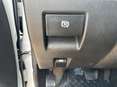 Used 2012 Chevrolet Colorado LT AWD/4WD image 7