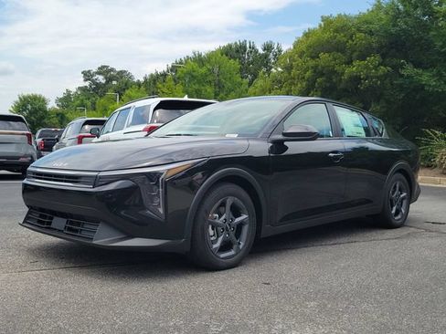 New 2026 Kia K4 FWD image 28