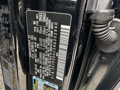 Used 2022 Kia Telluride SX w/ SX Prestige Package image 32