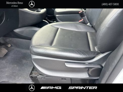 Used 2023 Mercedes-Benz Metris Passenger image 13