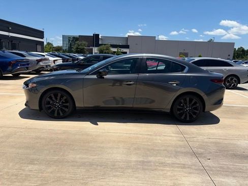 Used 2024 MAZDA MAZDA3 s FWD image 2
