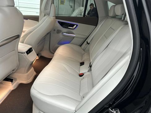 New 2026 Mercedes-Benz EQE 320 4MATIC SUV image 22