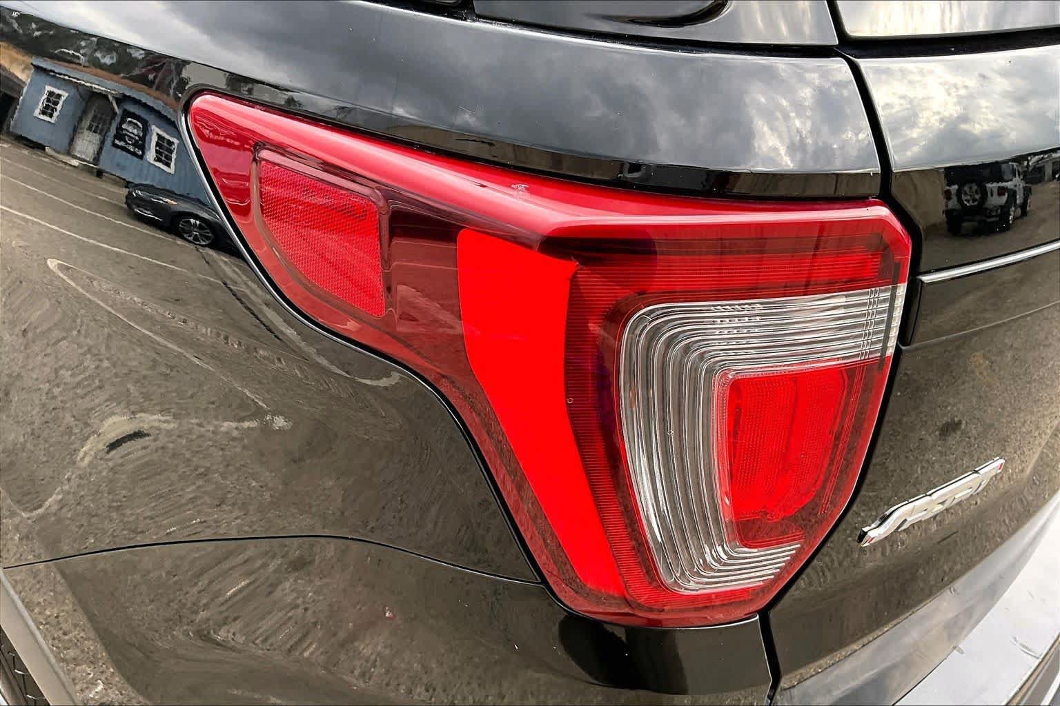 Used 2017 Ford Explorer Sport w/ Equipment Group 401A AWD/4WD image 28