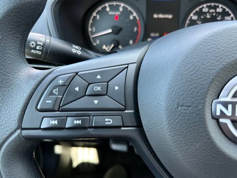 Used 2025 Nissan Altima 2.5 S FWD image 24