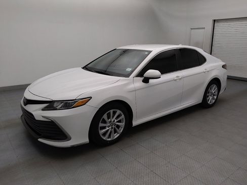 Used 2023 Toyota Camry LE FWD image 2