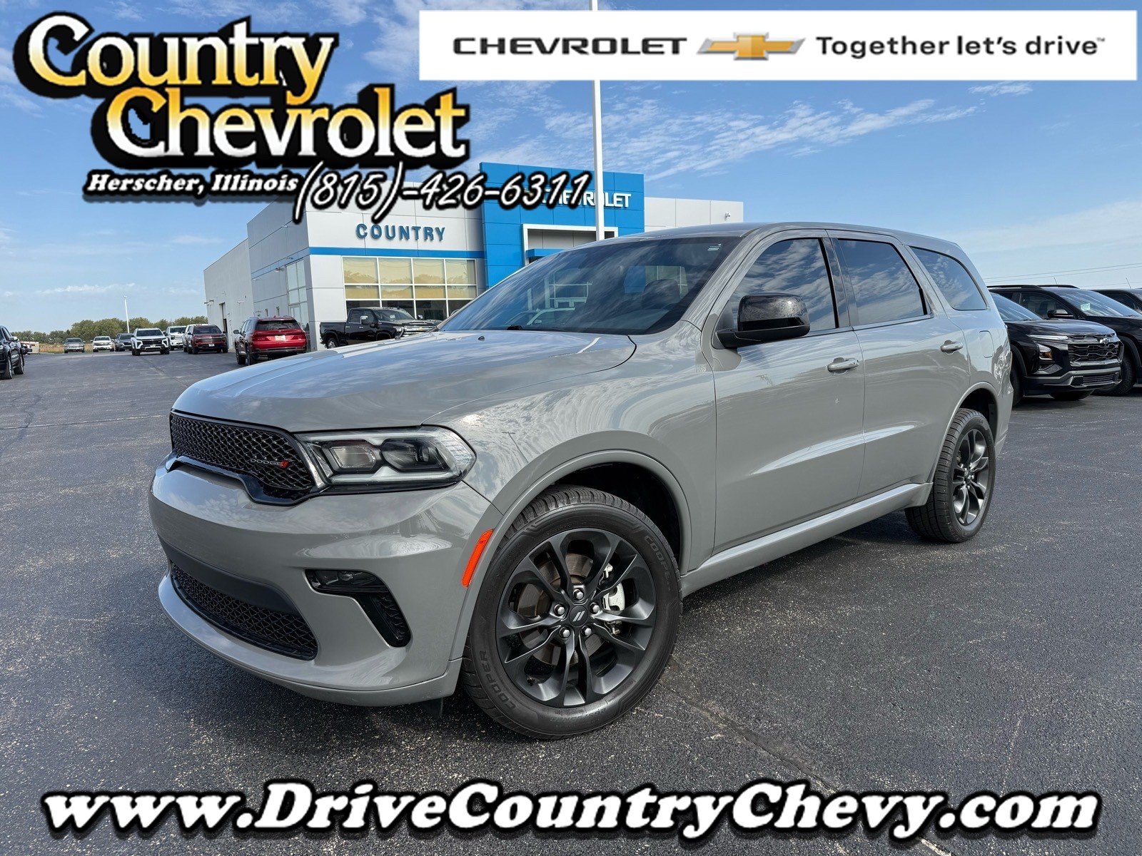 Used 2022 Dodge Durango SXT w/ Blacktop Package AWD/4WD image 1