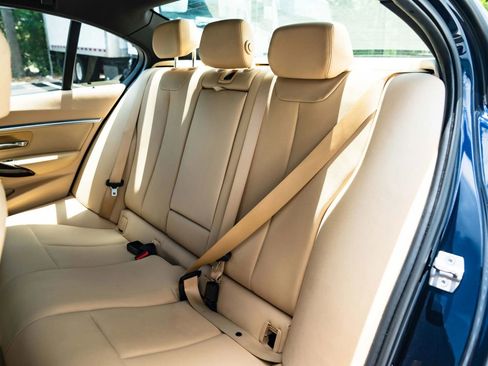 Used 2016 BMW 328i Sedan RWD image 14