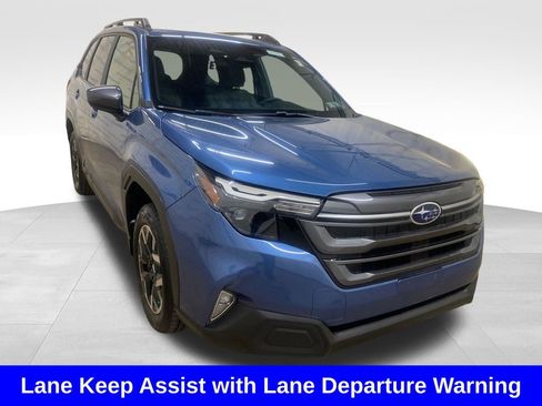 Certified 2025 Subaru Forester Premium AWD/4WD image 7