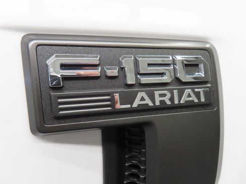 Used 2023 Ford F150 Lariat w/ Equipment Group 502A High image 47