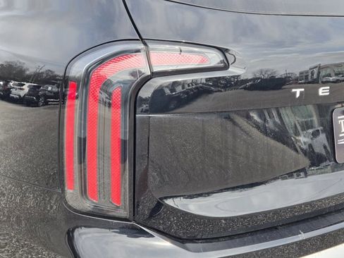 Used 2023 Kia Telluride SX Prestige image 8
