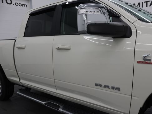 Used 2024 RAM 2500 Laramie AWD/4WD image 24