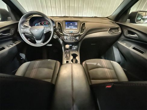Used 2023 Chevrolet Equinox RS image 19