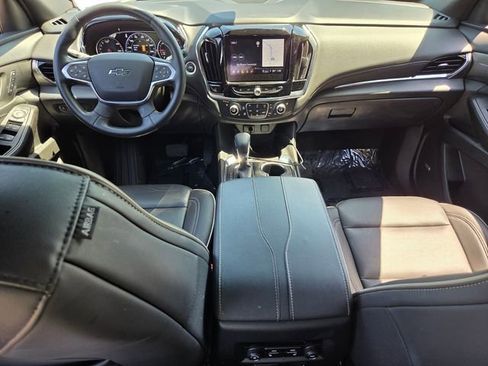 Used 2023 Chevrolet Traverse Premier w/ Redline Edition AWD/4WD image 16