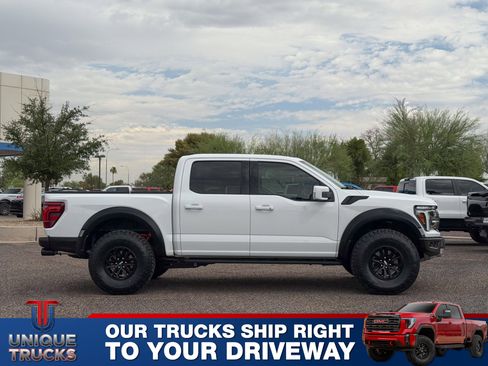 Used 2025 Ford F150 Raptor AWD/4WD image 4
