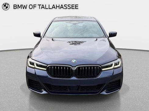 Used 2022 BMW M550i xDrive w/ Dynamic Handling Package AWD/4WD image 2