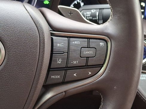 Used 2020 Lexus LS 500h AWD image 23