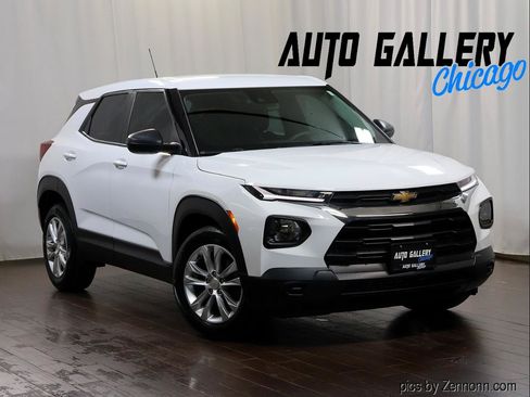 Used 2021 Chevrolet TrailBlazer LS FWD image 1