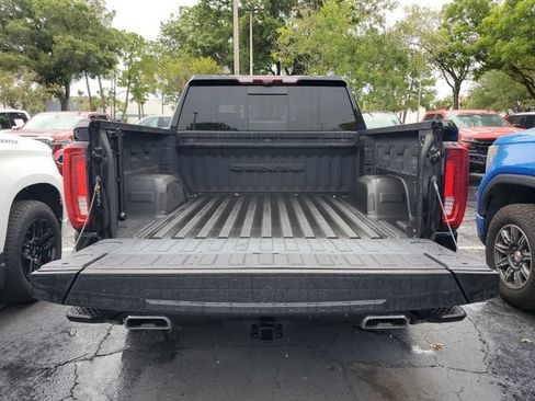Used 2024 GMC Sierra 1500 Denali AWD/4WD image 9