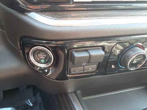 Used 2025 Chevrolet Silverado 3500 LT w/ Trail Boss Package AWD/4WD image 19