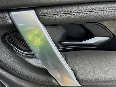 Used 2020 Land Rover Discovery Sport S image 30