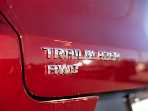 Used 2025 Chevrolet TrailBlazer LT image 12