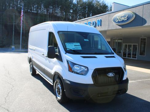 New 2026 Ford Transit 250 148 Medium Roof image 1