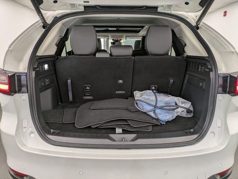 Certified 2024 MAZDA CX-90 Plug-In Hybrid w/ Premium Pkg image 23