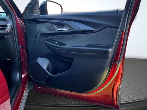 Used 2023 Chevrolet TrailBlazer RS w/ Convenience Package image 24