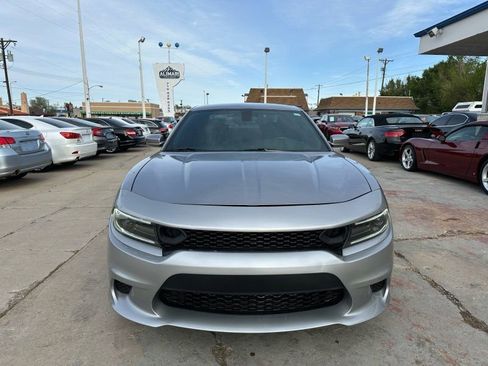 Used 2016 Dodge Charger R/T image 2
